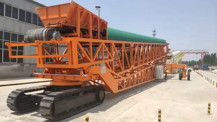 tracked-stacker-conveyor.webp