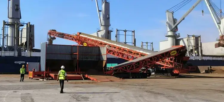 truck unloader+mobile shiploader.webp