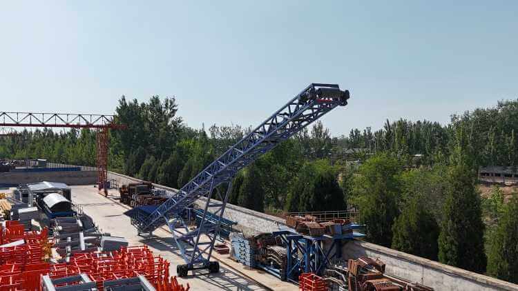 ZR120D hopper feeder.jpg