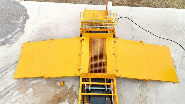 Industrial Unloading Equipment.webp
